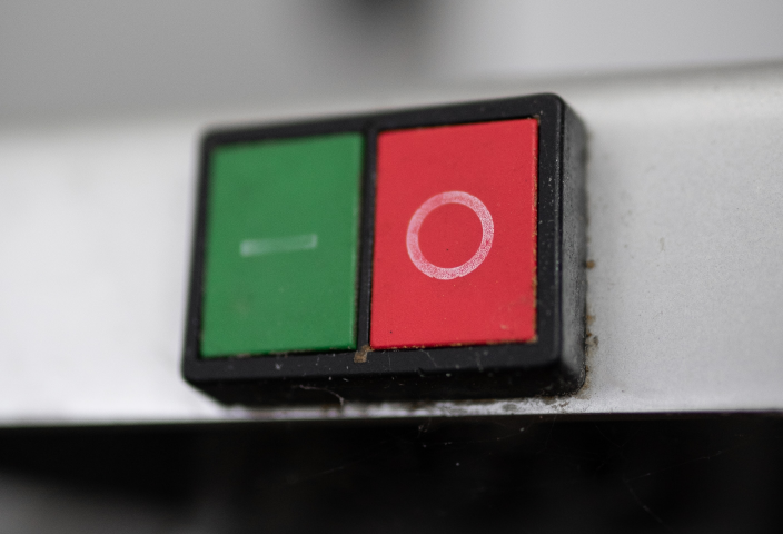 To roll back or not to roll back How to handle critical incidents in production (Project A)